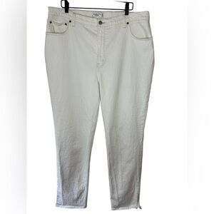 Abercrombie & Fitch The 90’s Straight Ultra High Rise Jeans Size 35/20 White